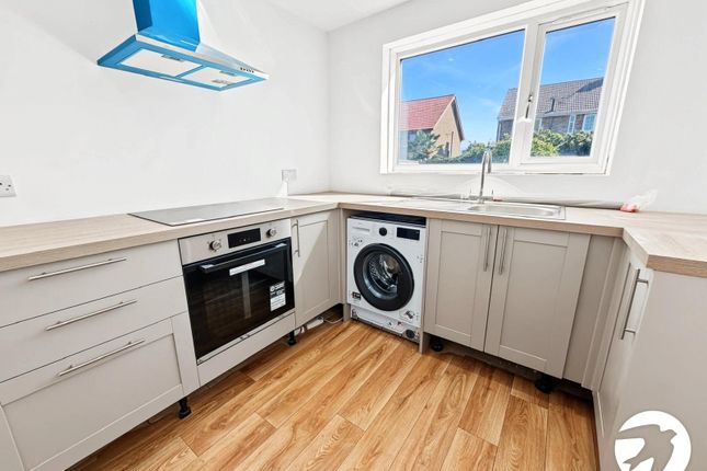 3, Silverdale Drive, Kent photo 4