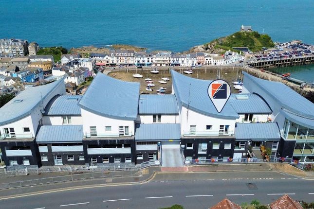 Front Drone &amp; Harbour