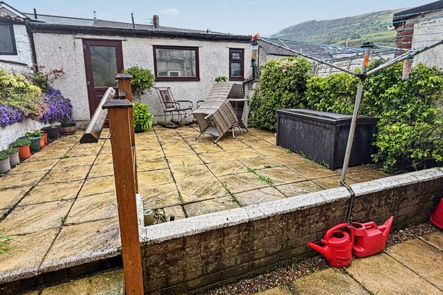 56 Parry Street, Ton Pentre photo 4