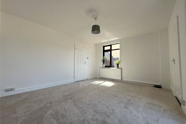 20, Wainscott Road, Rochester photo 3