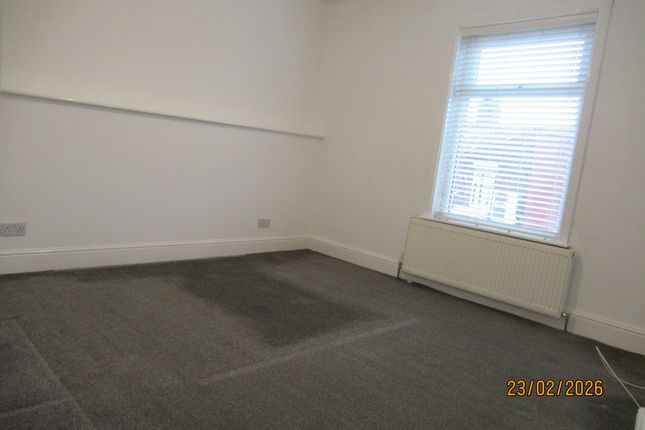13 Brownhill Road, Blackburn photo 5