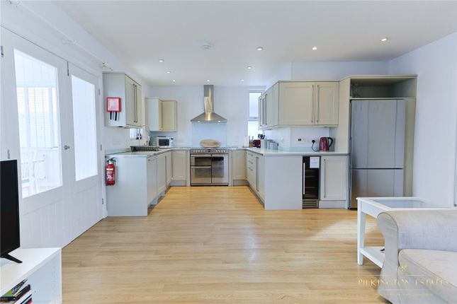 Hill Cote, Atlantic Mews, Wadebridge photo 4