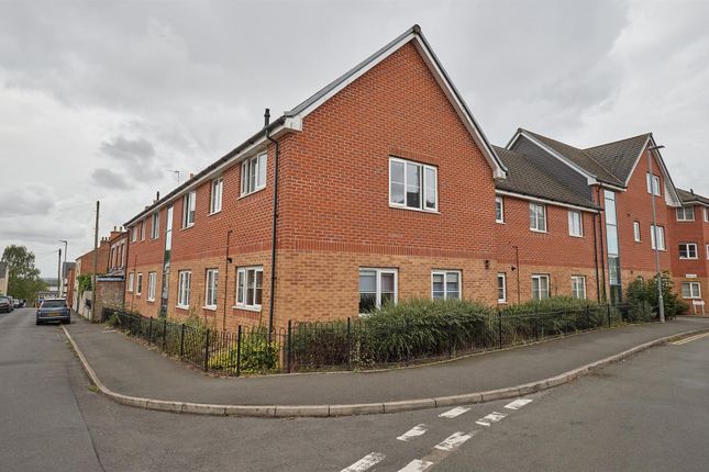 Ortonn Place Es 7.Jpg