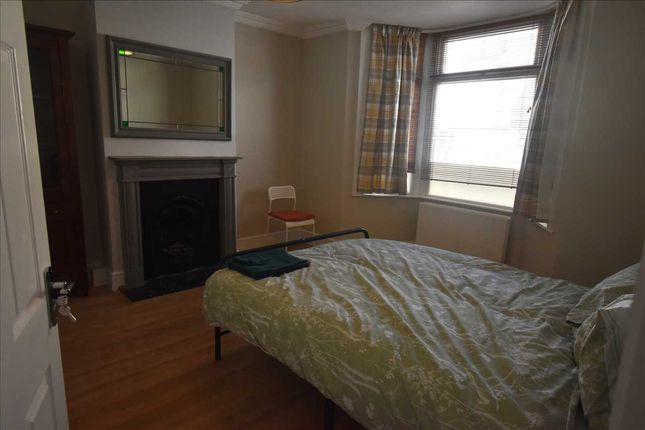 Room to rent in East Hill, Room 2, Dartford DA1