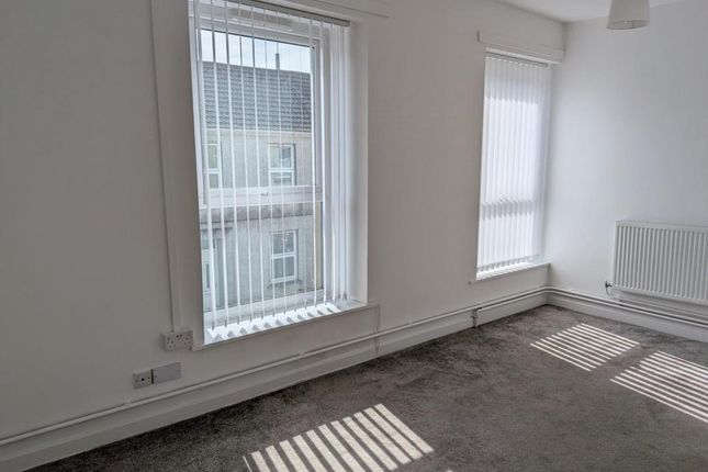16B Stanley Street, Llanelli photo 2