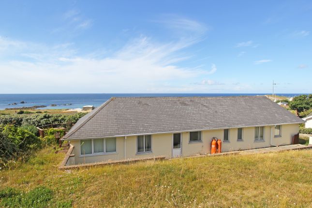 Detached bungalow for sale in Sept Etoiles, Petit Val, Alderney