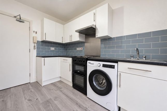 Penfold Road, Clacton-On-Sea photo 5