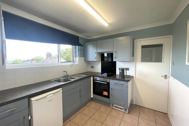 Flat, 25, Queensway, Newcastle photo 2