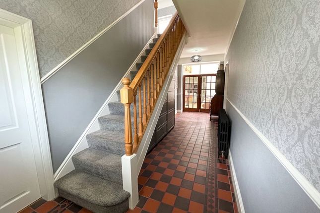 380 Worsley Road, Manchester photo 4