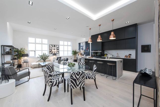 Flat for sale in Mandeville Court, Battersea Park Road, Battersea Park, London