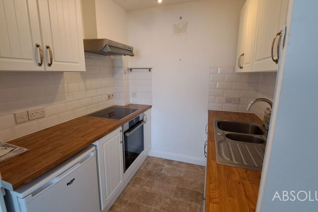 Flat 32, Dawes Court Fisher Street, Paignton photo 4