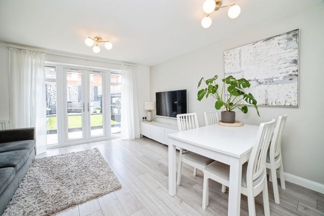 18, Moonbeam Way, Nottinghamshire photo 3