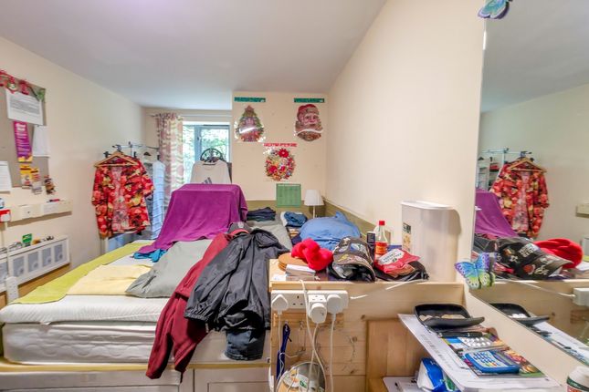 Flat G05, Cannon Hall, Farndale Court, Woolwich photo 4
