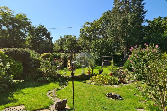 Tudor Close, Southampton photo 2