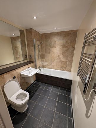 Flat, 906, Millennium Tower, Manchester photo 5