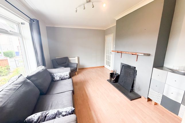 31, Horsley Grove, Stoke-on-Trent photo 2