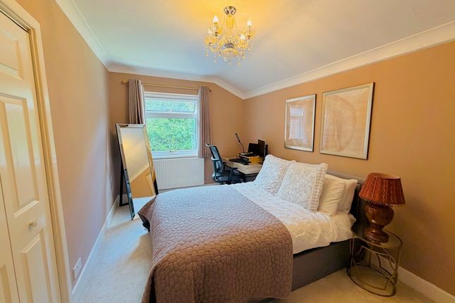 3, Birchmead, WATFORD photo 3