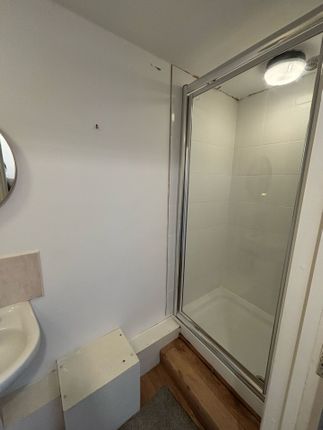 31d Harmer Street, Gravesend photo 2