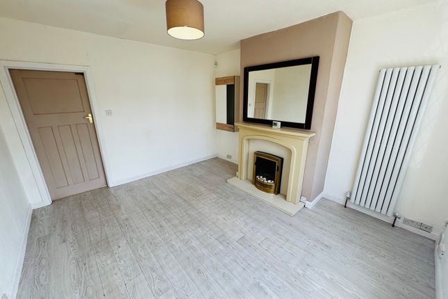 15, West Way, Bolton photo 2
