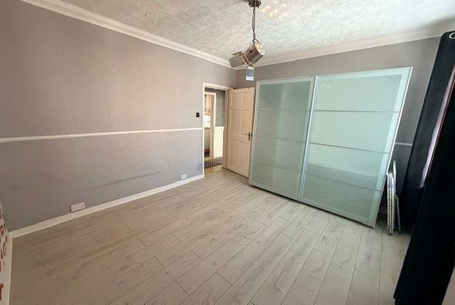 4C, Marryat Terrace, Dundee photo 2