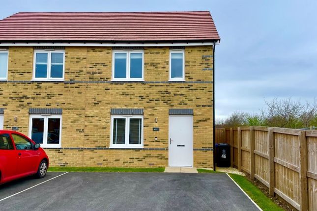 Thumbnail Semi-detached house to rent in Foxglove Drive, Auckley, Doncaster