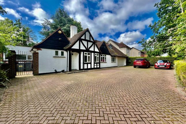 Thumbnail Detached bungalow to rent in Elstree Road, Bushey Heath, Bushey, Hertfordshire