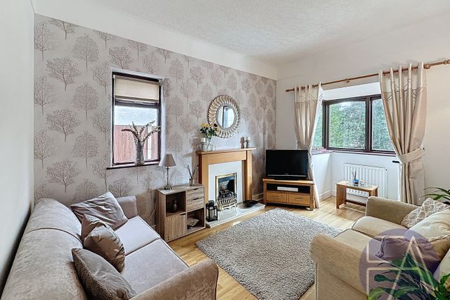 19, Moss Side, Liverpool photo 3