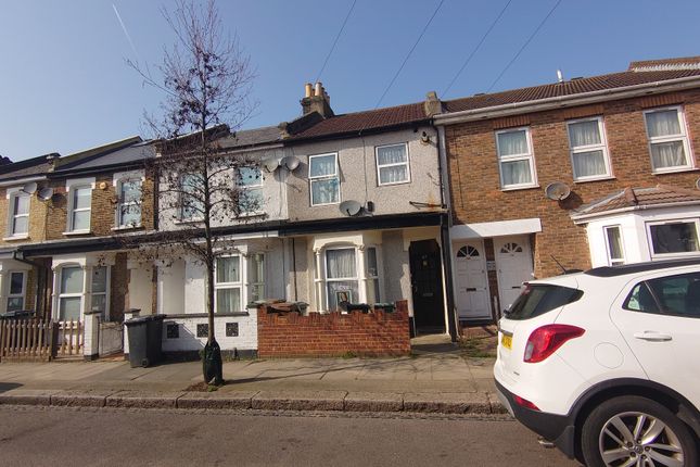 Thumbnail Flat to rent in Vansittart Road, Forest Gate
