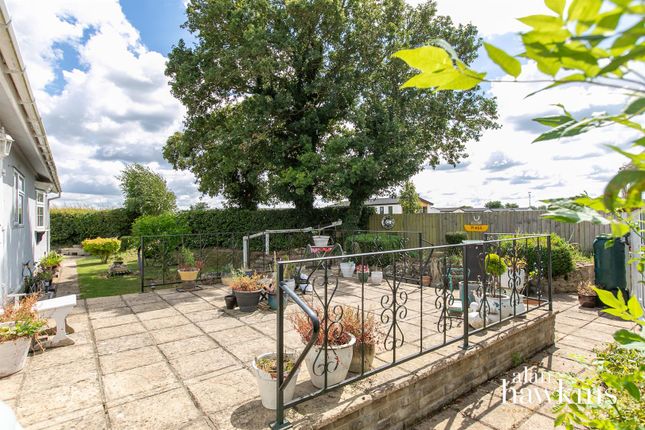 36, Lillybrook Estate, Chippenham photo 4