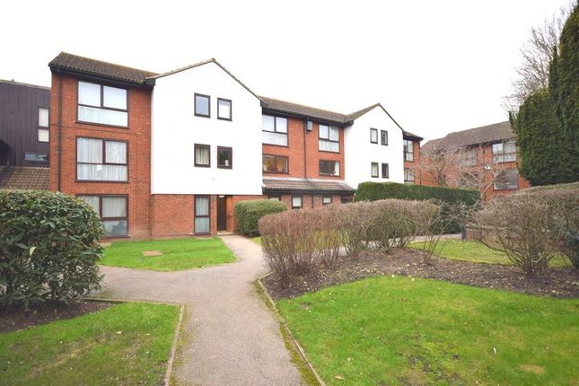 Thumbnail Flat for sale in Claremont, Laleham Road, Shepperton