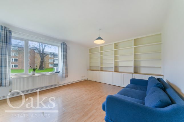 Flat to rent in Leigham Court Road, London