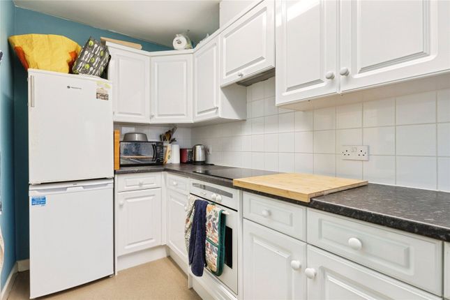 Flat 1, 3, Wood Avens Way, Norfolk photo 4