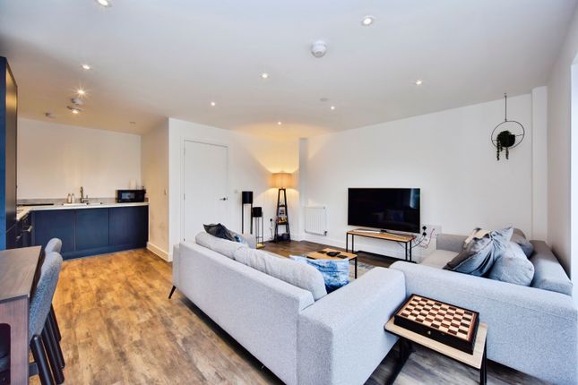 Flat 26/Quay Court, 2 Glenway Road, Rochester photo 2