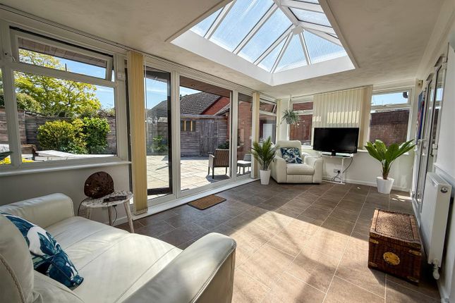 22, West Road, Clacton-On-Sea photo 2