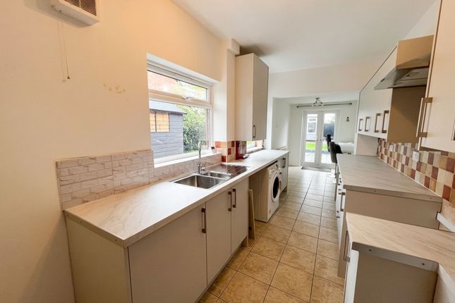 282 Aldermans Green Road, Coventry photo 5