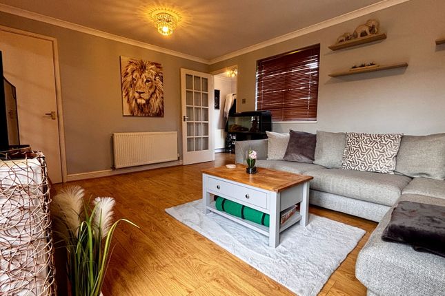 12, Harvest Hill, Swadlincote photo 2