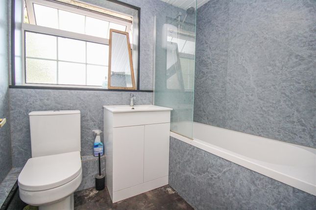 262, Abbotsweld, Harlow photo 4