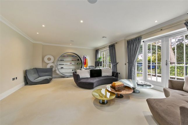 10, Martineau Drive, St Margarets photo 3