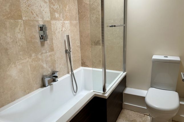 Flat 9 Glenwood Court 63, Lothair Road, Luton photo 3