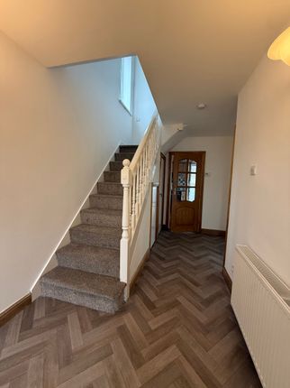 11 Henley Road, Dewsbury photo 5