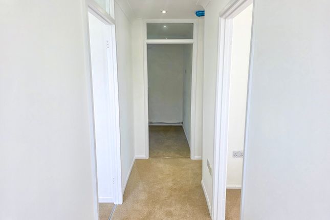 7, Gordon Road, Wimborne photo 2