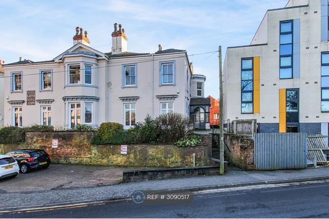 9-bed semi-detached on Talbot Street, Nottingham, £7,107/mo