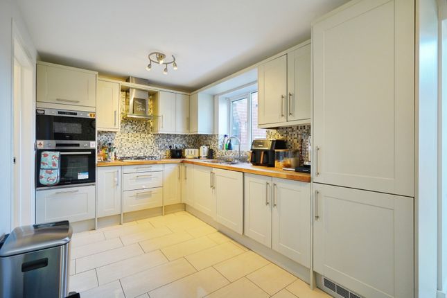 39, Usbourne Way, Leicestershire photo 3