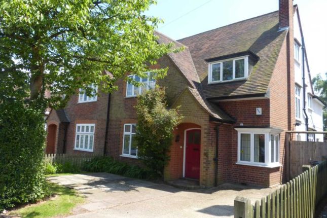 Thumbnail Semi-detached house to rent in Park Road, Radlett