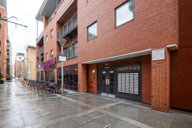 Thumbnail Flat for sale in Madison Square, Liverpool