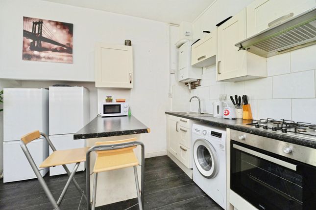 Flat 3, 67, Clarendon Road, Leeds photo 3