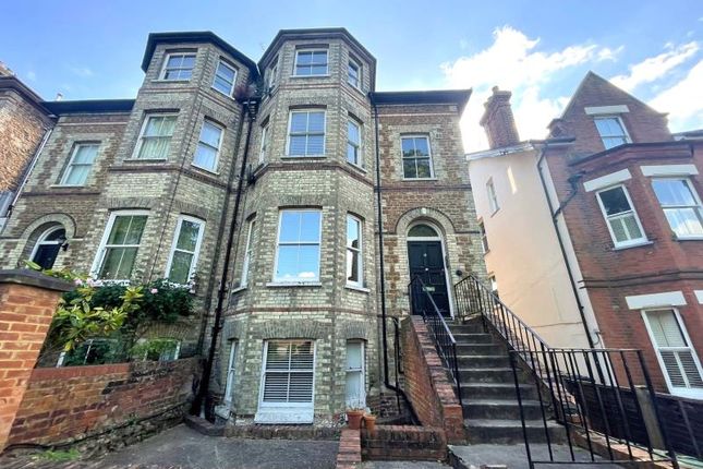 Thumbnail Flat to rent in Jenner Road, Guildford