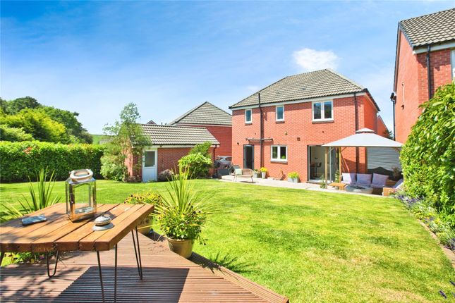 47, Desmond Rochford Way, Taunton photo 2