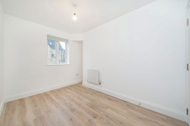 Flat 1, 49, Kelly Avenue, London photo 4