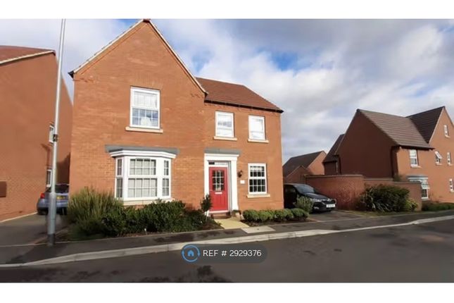 Braid Close, Loughborough photo 2